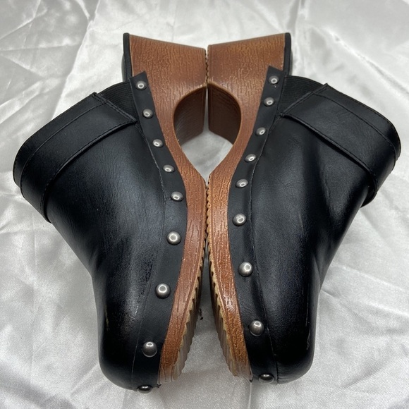 MIA Women’s Apollo Black Low Retro Studded Clogs Size 6.5 - Picture 14 of 15